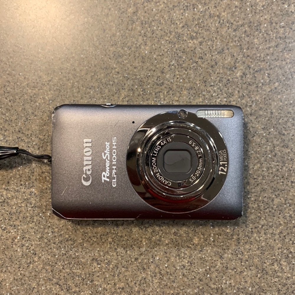 Canon PowerShot ELPH 100 HS